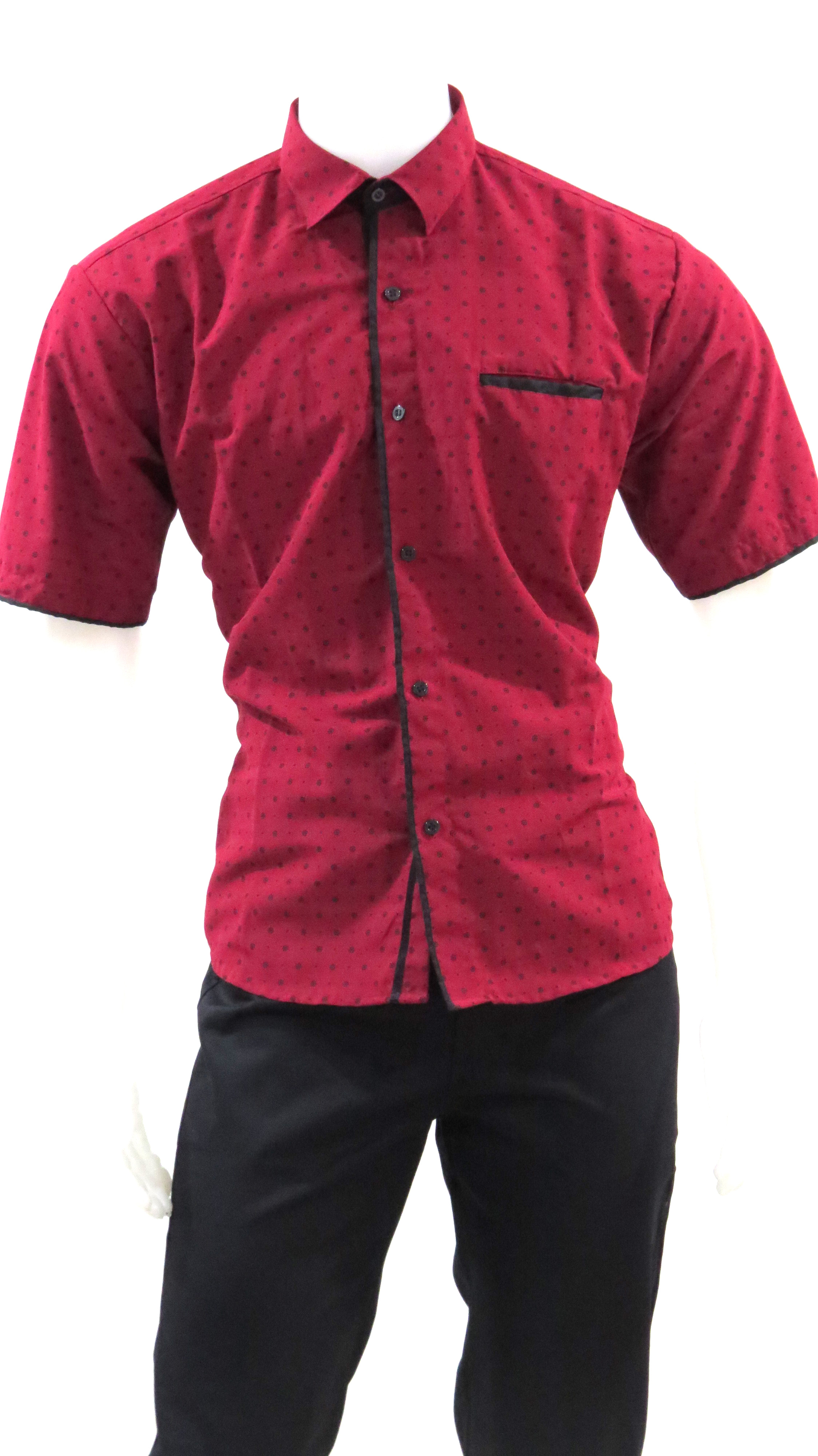 camisa roja franjas